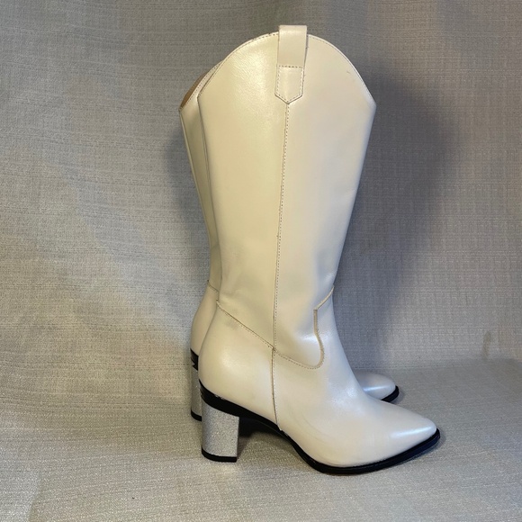 Pearl Cowboy Boots Beige - Picture 1 of 7